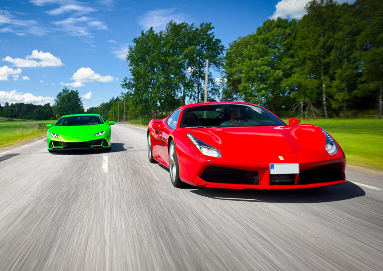 Presentkort – Kör Ferrari/Lamborghini Plus